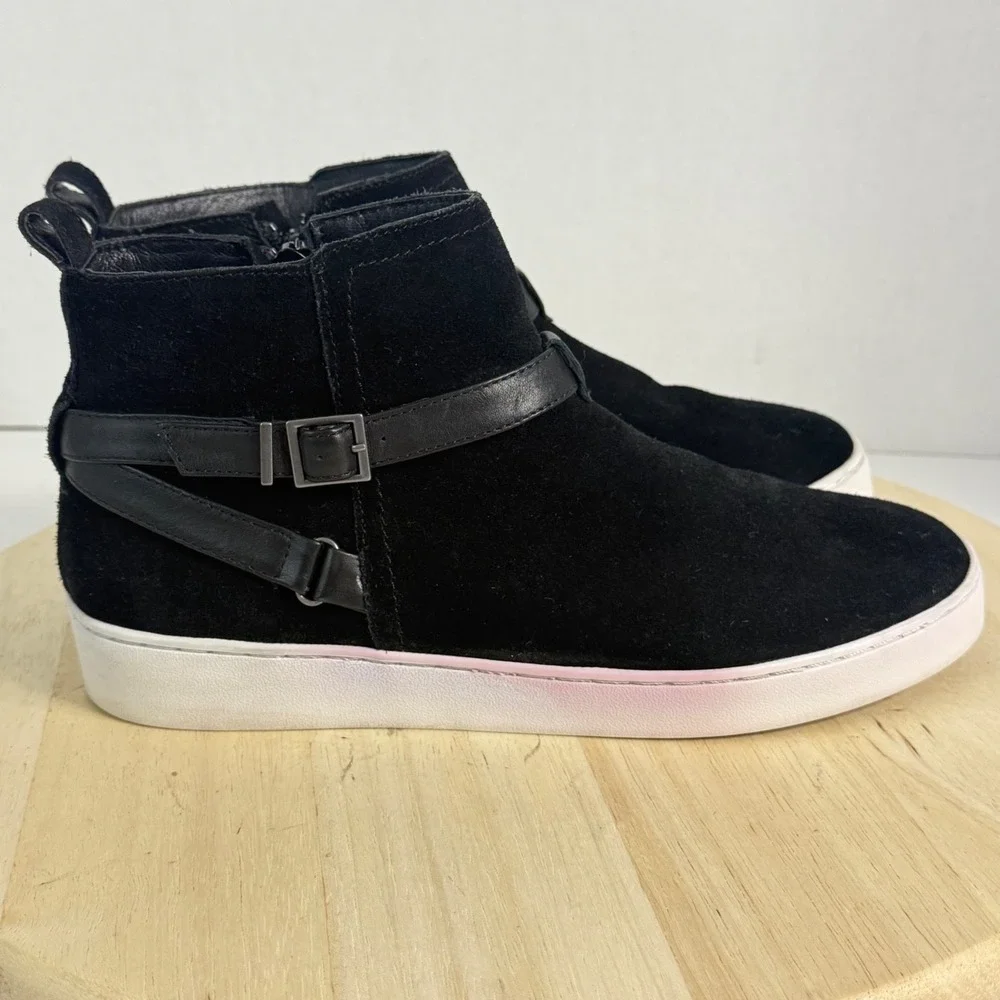 VIONIC Women's Ankle Boots Mitzi Black Suede Sneakers Platform Shoes Size 8.5